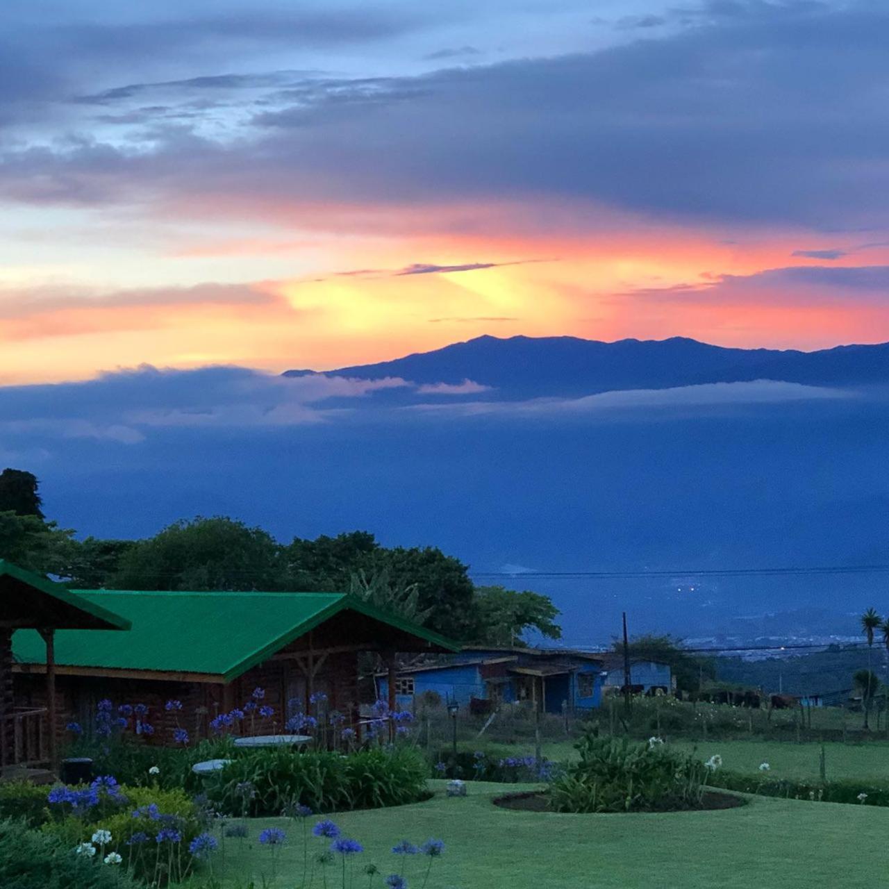 Grandpas Hotel & Restaurante Картаго Экстерьер фото